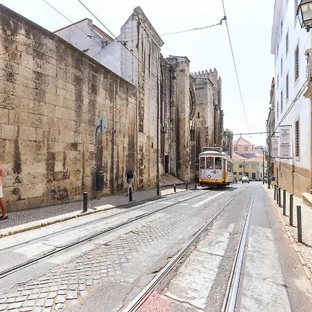 Alfama Modern Loft By Homing Apartment *